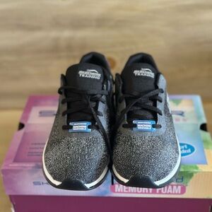 Skechers Black Sneakers with Cushioned Sole and Lace-Up Design